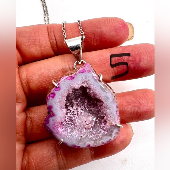925 You Choose! Micro Quartz Crystal Pink Geode Necklace Pendant - Picture 5 of 10